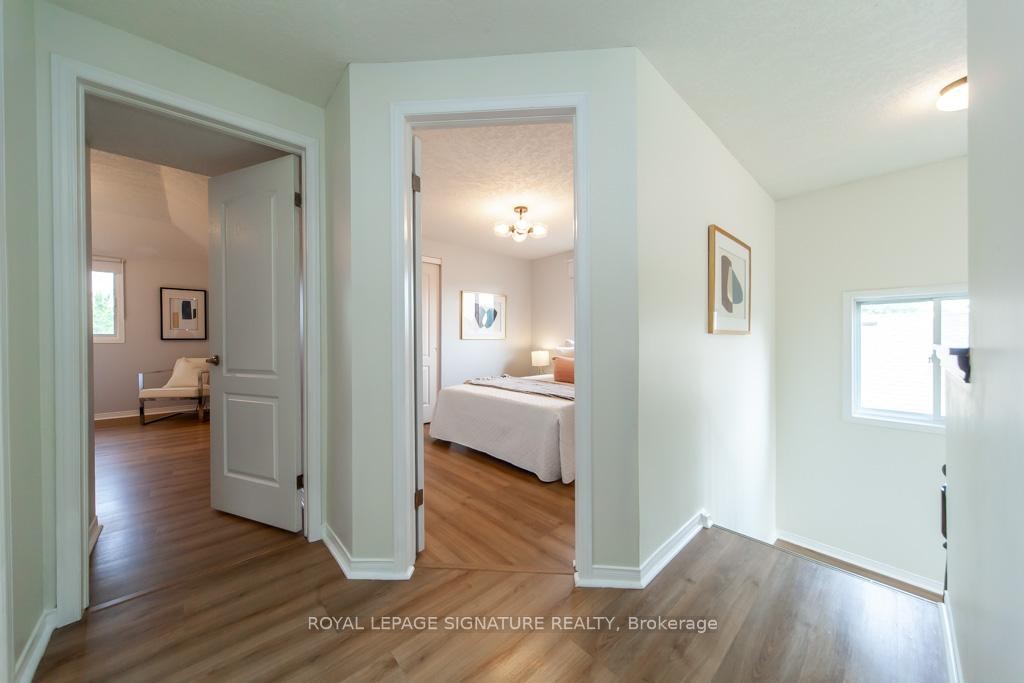 Main-579 Windjammer Way, Waterloo, ON - Indoor Photo Showing Other Room