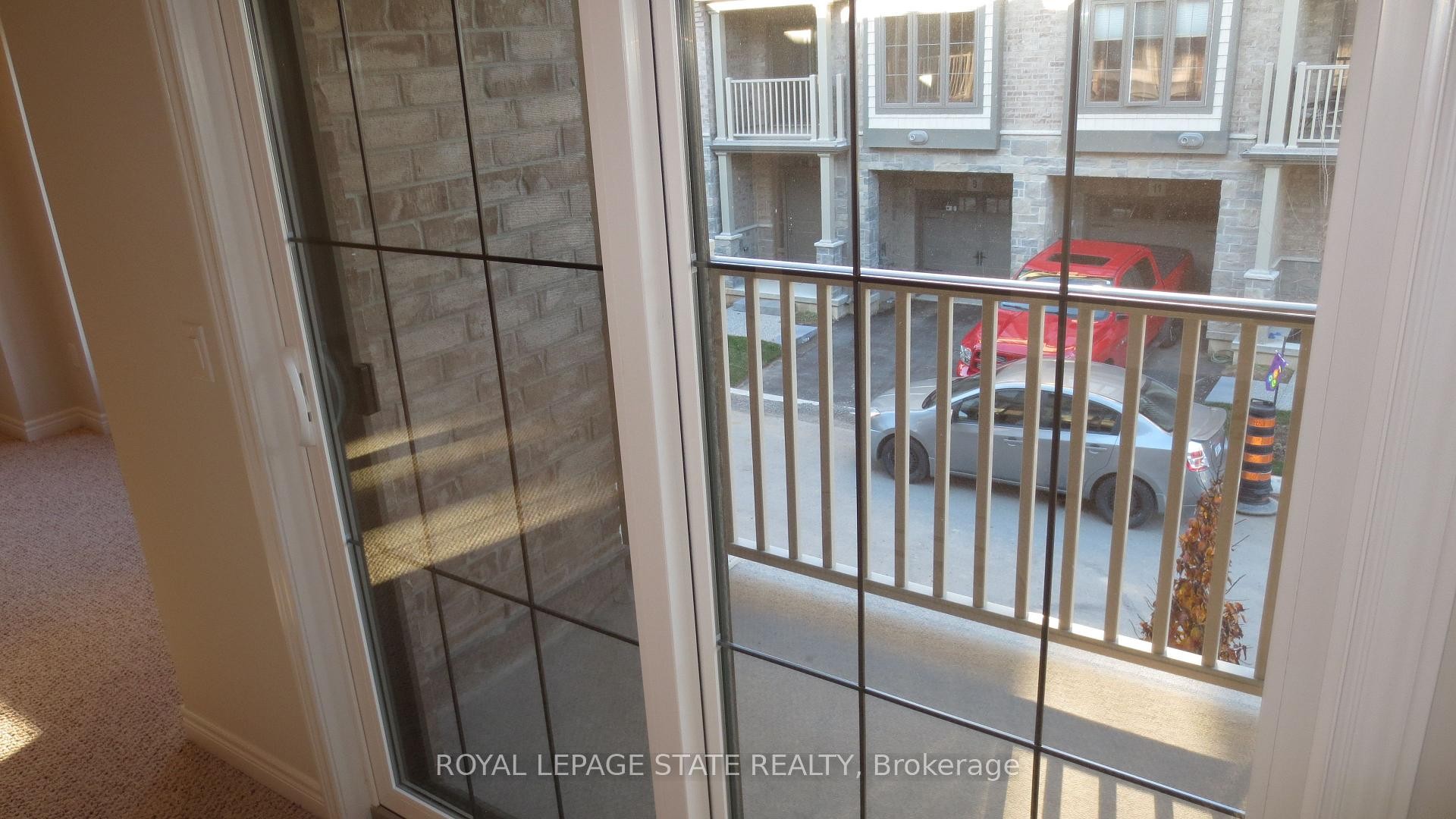 12 Waterview Drive, Hamilton, ON - Indoor Photo Showing Other Room