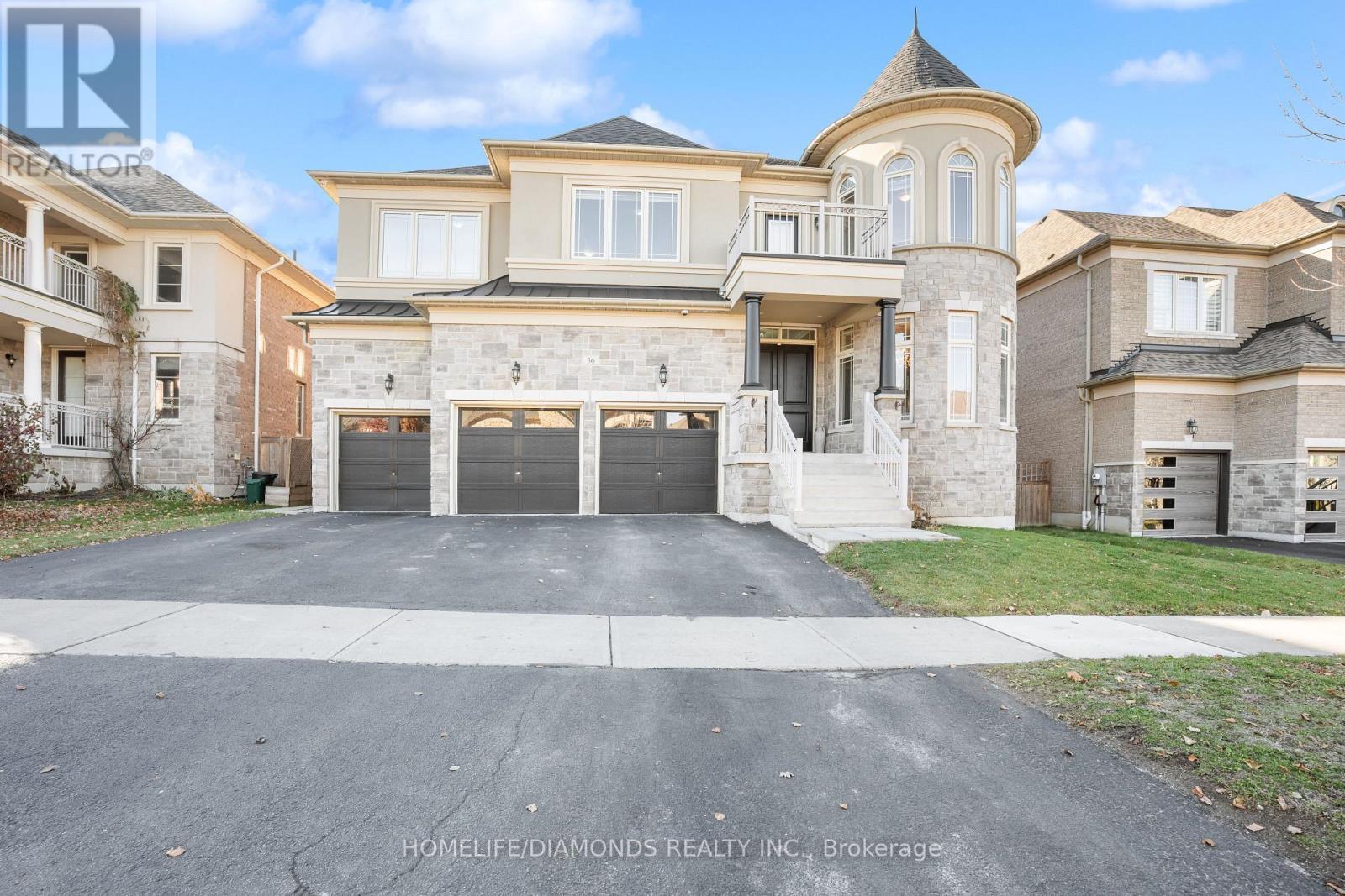 36 West Coast Trail, King, ON - Outdoor With Facade