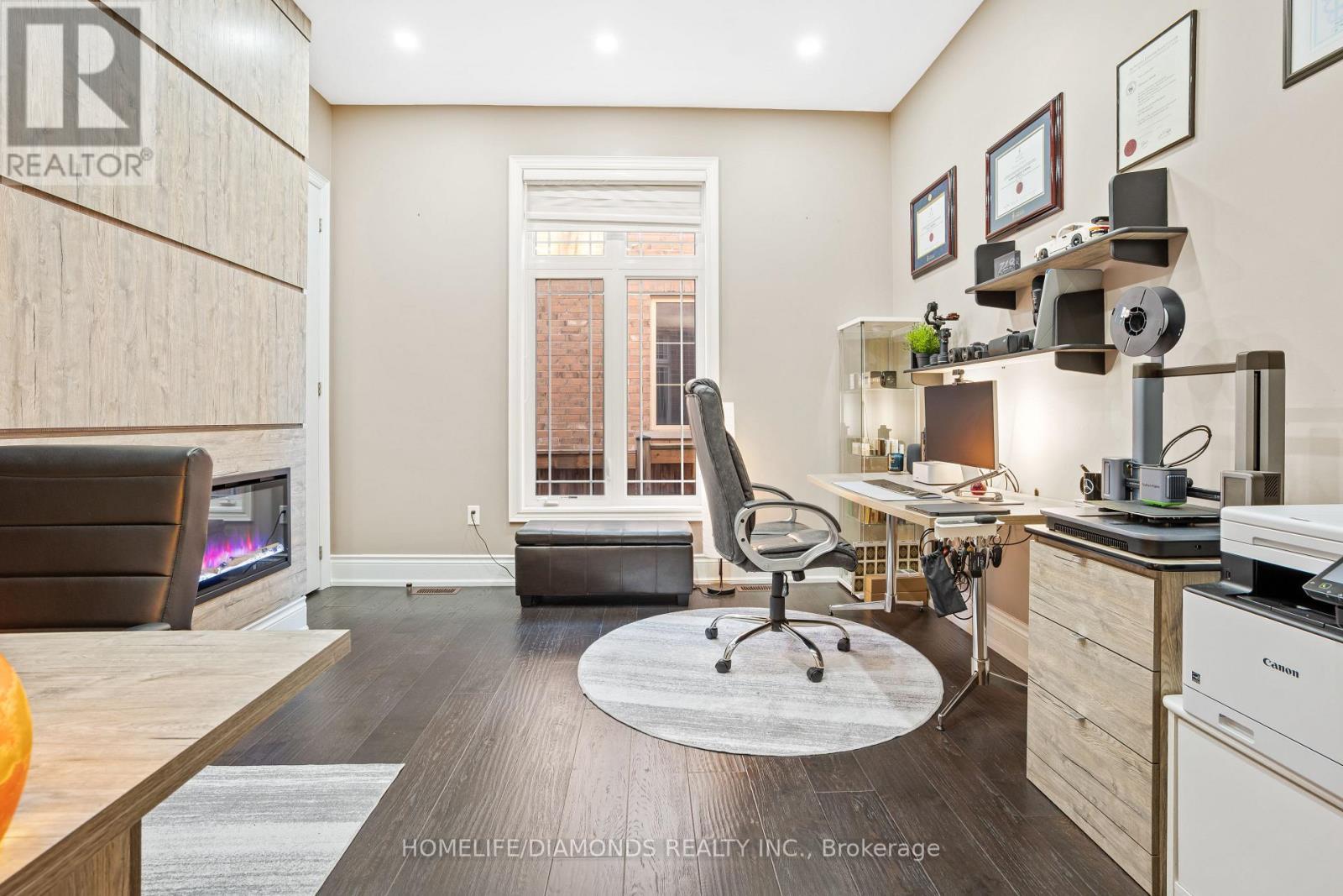 36 West Coast Trail, King, ON - Indoor Photo Showing Office