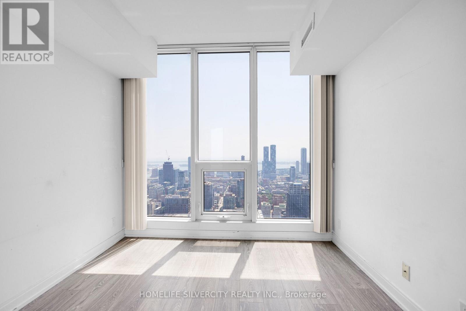 Ph8 - 181 Dundas Street E, Toronto, ON - Indoor Photo Showing Other Room