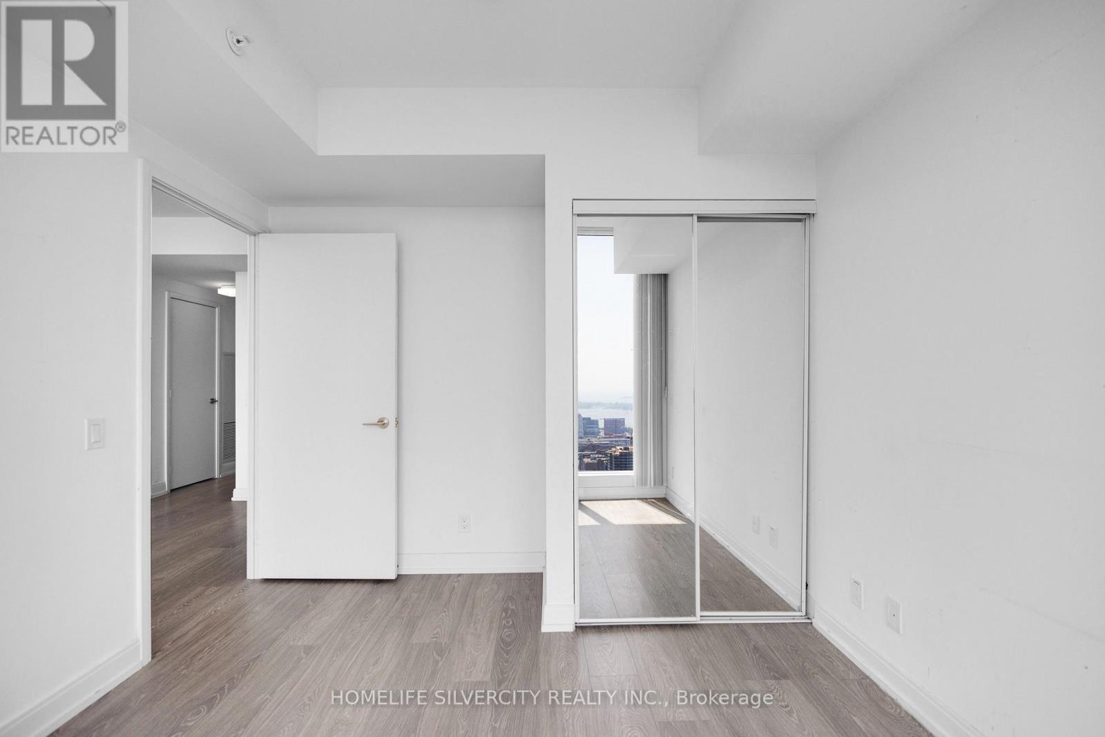 Ph8 - 181 Dundas Street E, Toronto, ON - Indoor Photo Showing Other Room