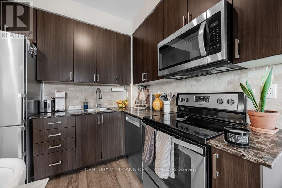 1022 - 22 East Haven Drive, Toronto, ON - Indoor Photo Showing Kitchen With Upgraded Kitchen