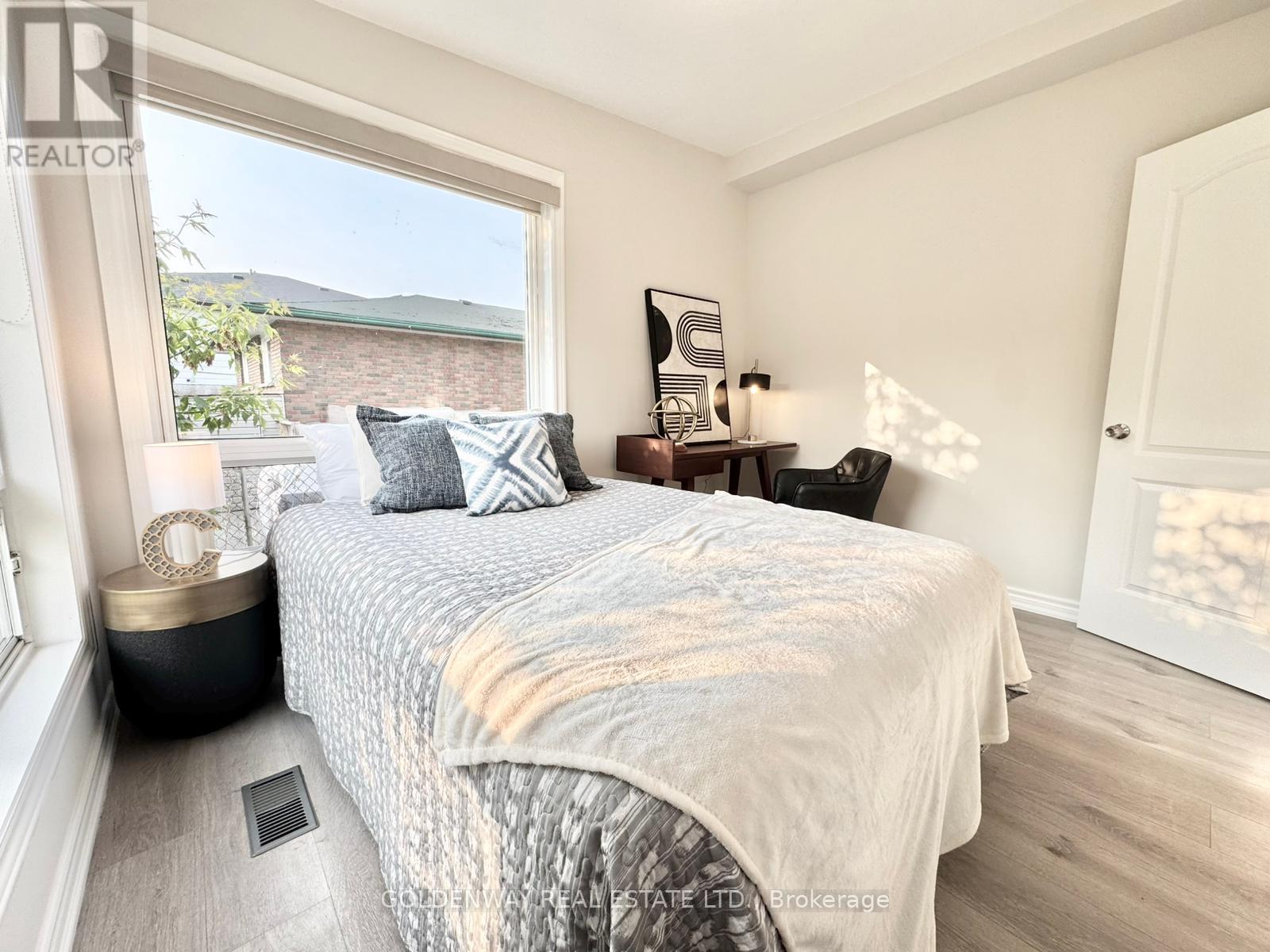 Main - 1286 Cedar Street, Oshawa, ON - Indoor Photo Showing Bedroom