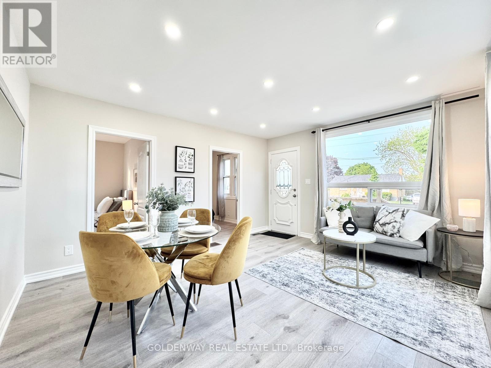 Main - 1286 Cedar Street, Oshawa, ON - Indoor