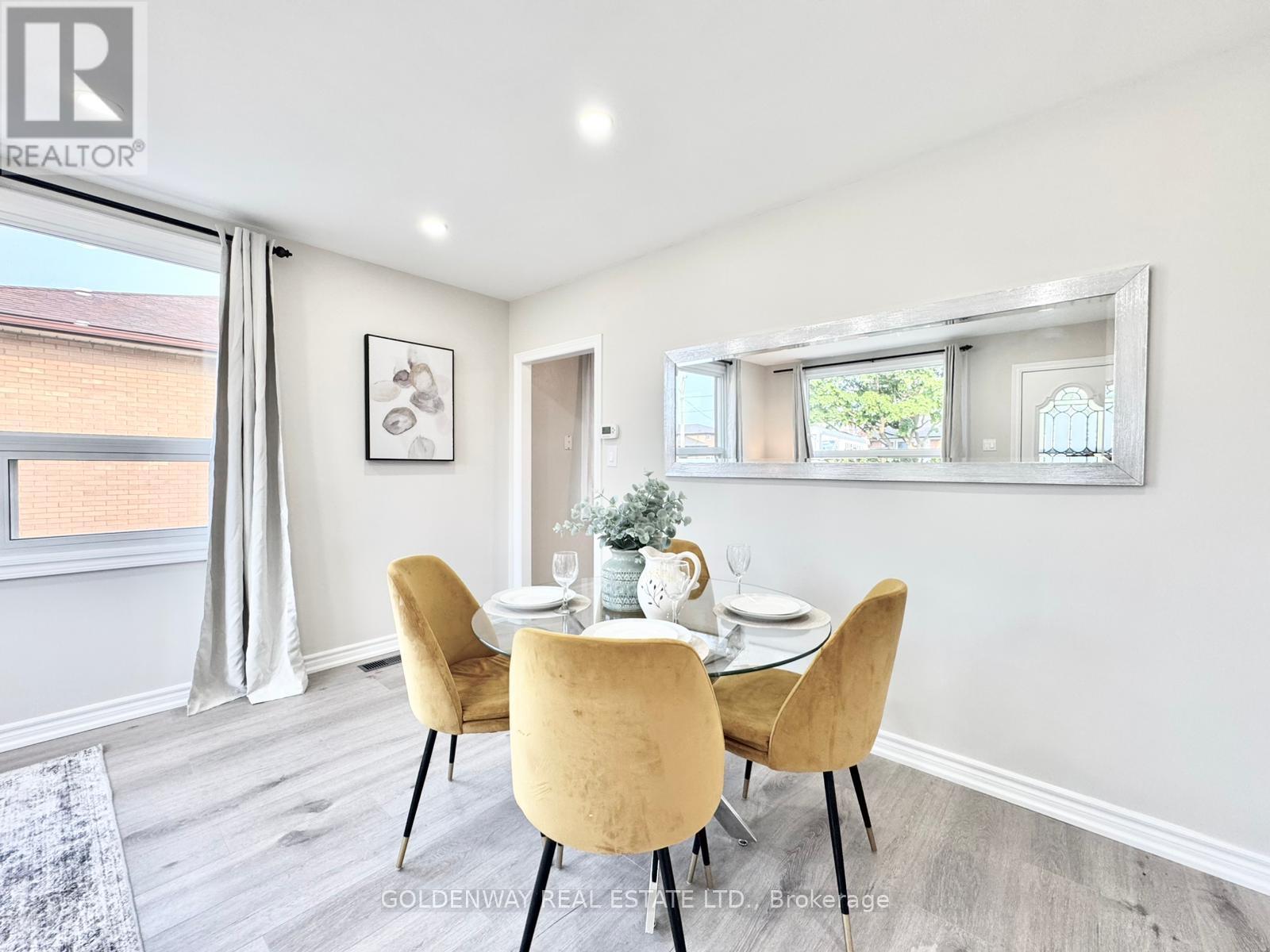 Main - 1286 Cedar Street, Oshawa, ON - Indoor Photo Showing Dining Room