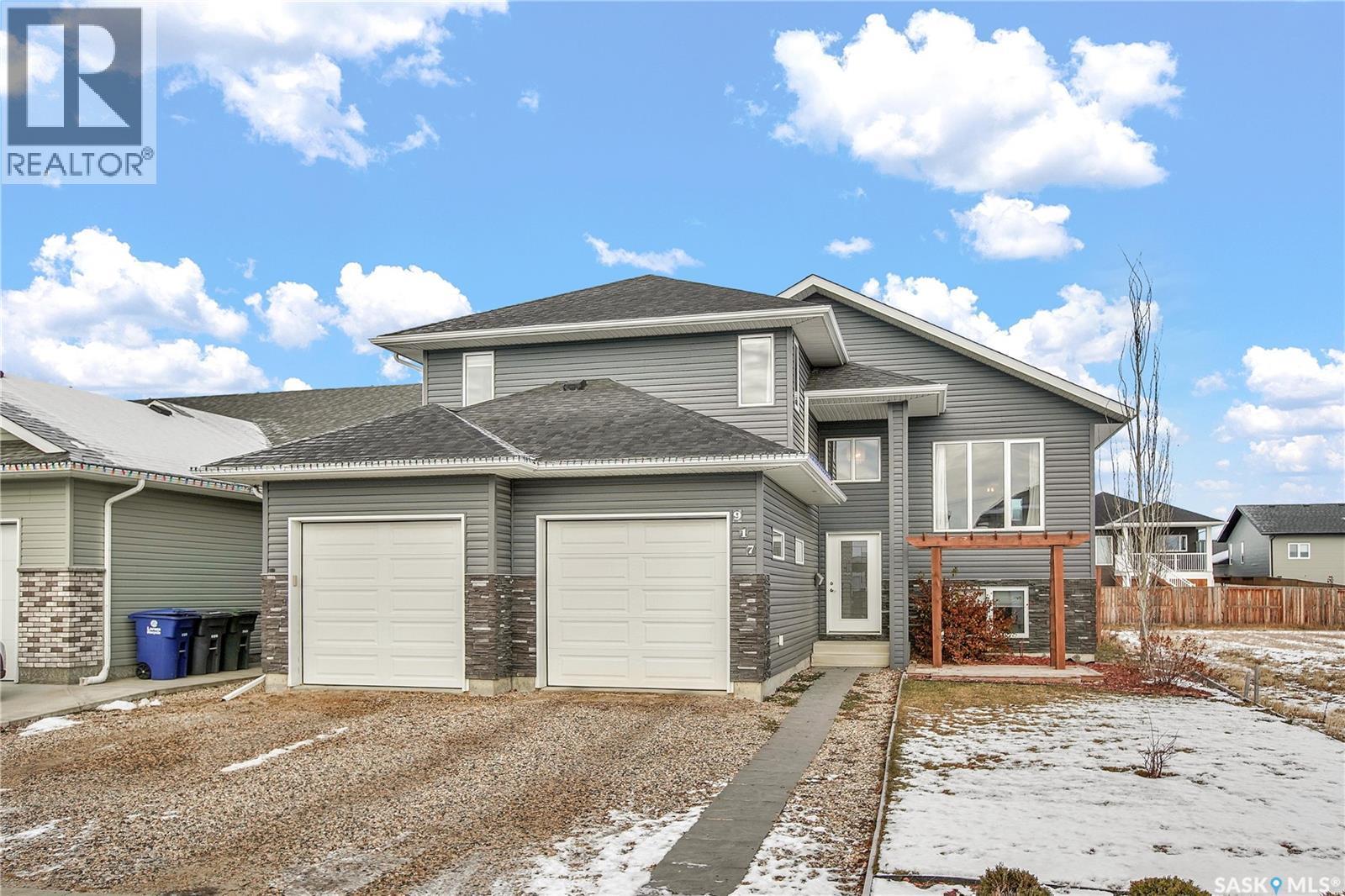 917 Rock Hill Lane, Martensville, SK - Outdoor