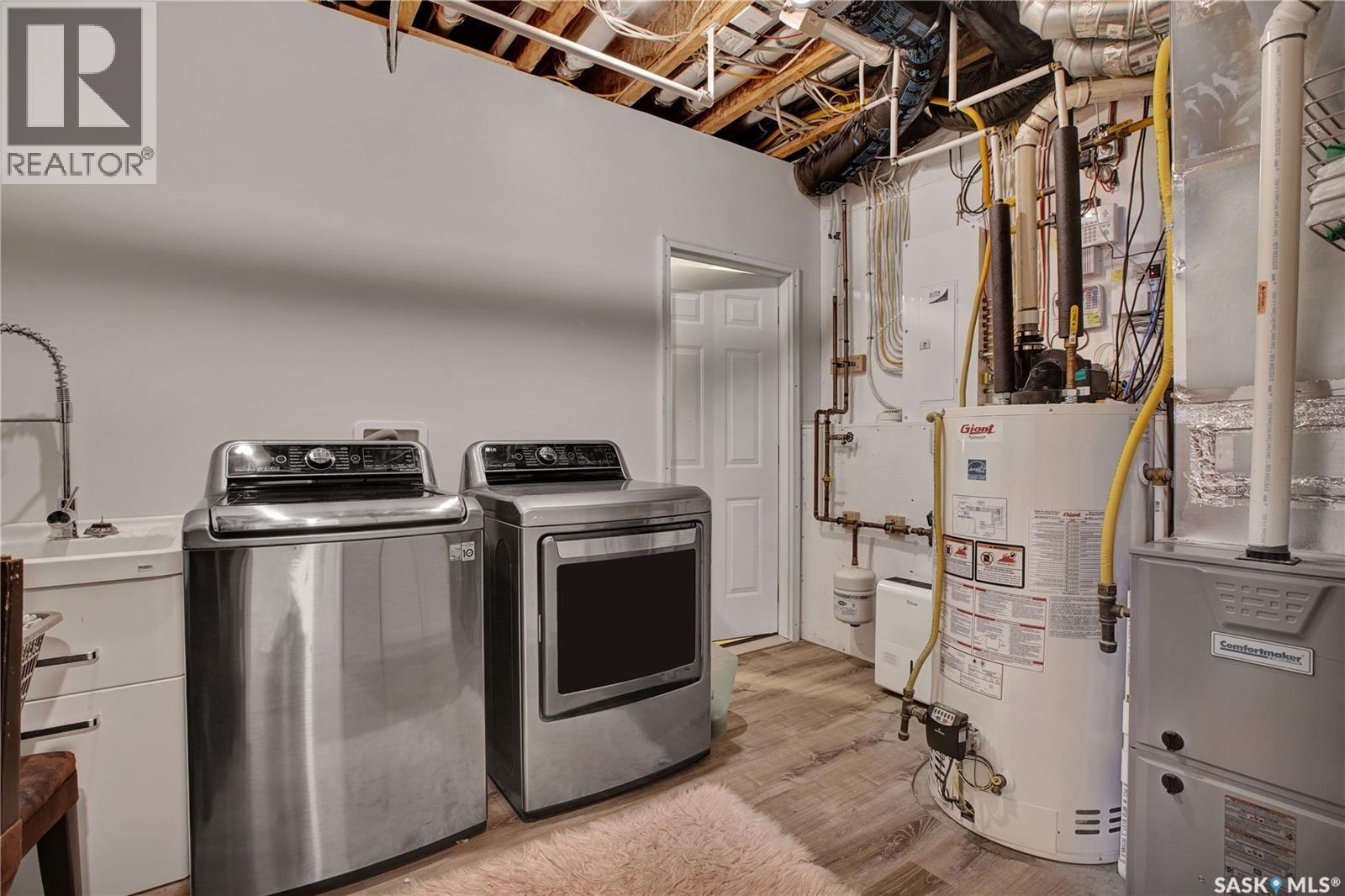 917 Rock Hill Lane, Martensville, SK - Indoor