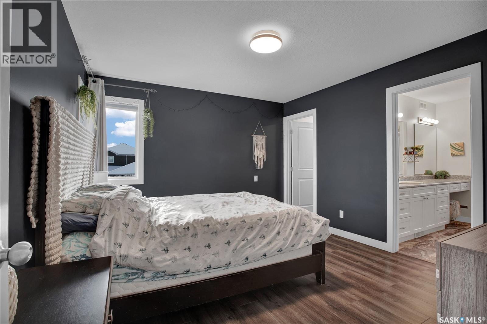 917 Rock Hill Lane, Martensville, SK - Indoor Photo Showing Bedroom