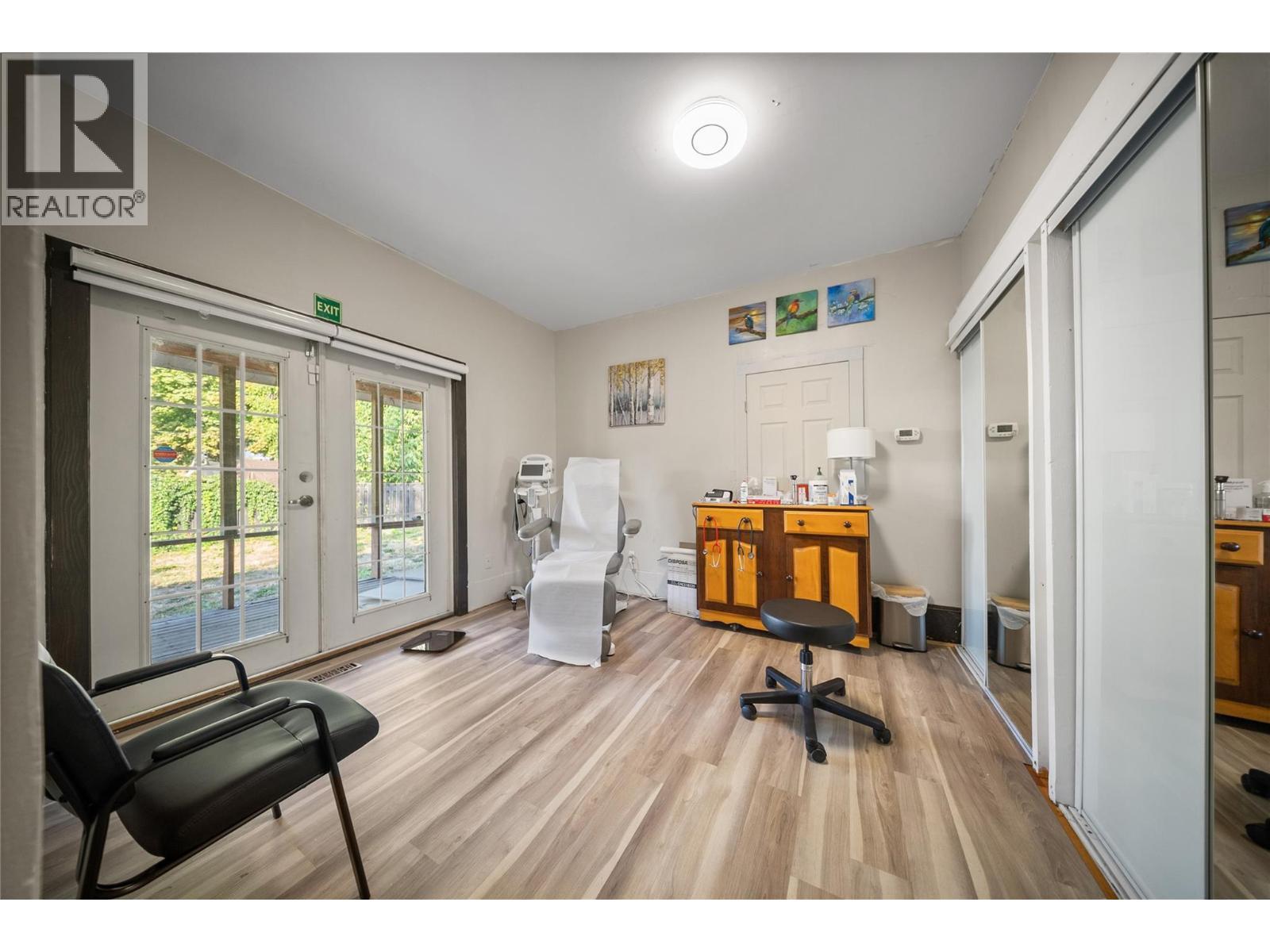 2340 Pandosy Street, Kelowna, BC