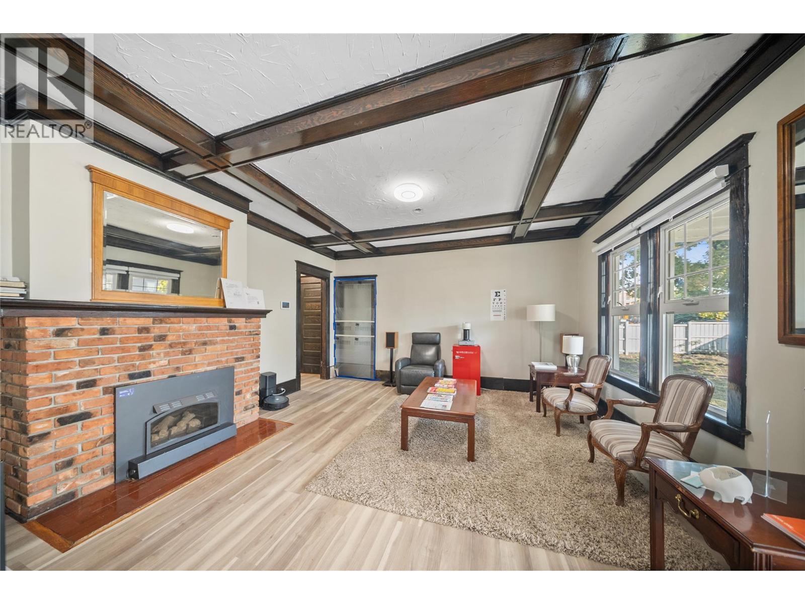 2340 Pandosy Street, Kelowna, BC