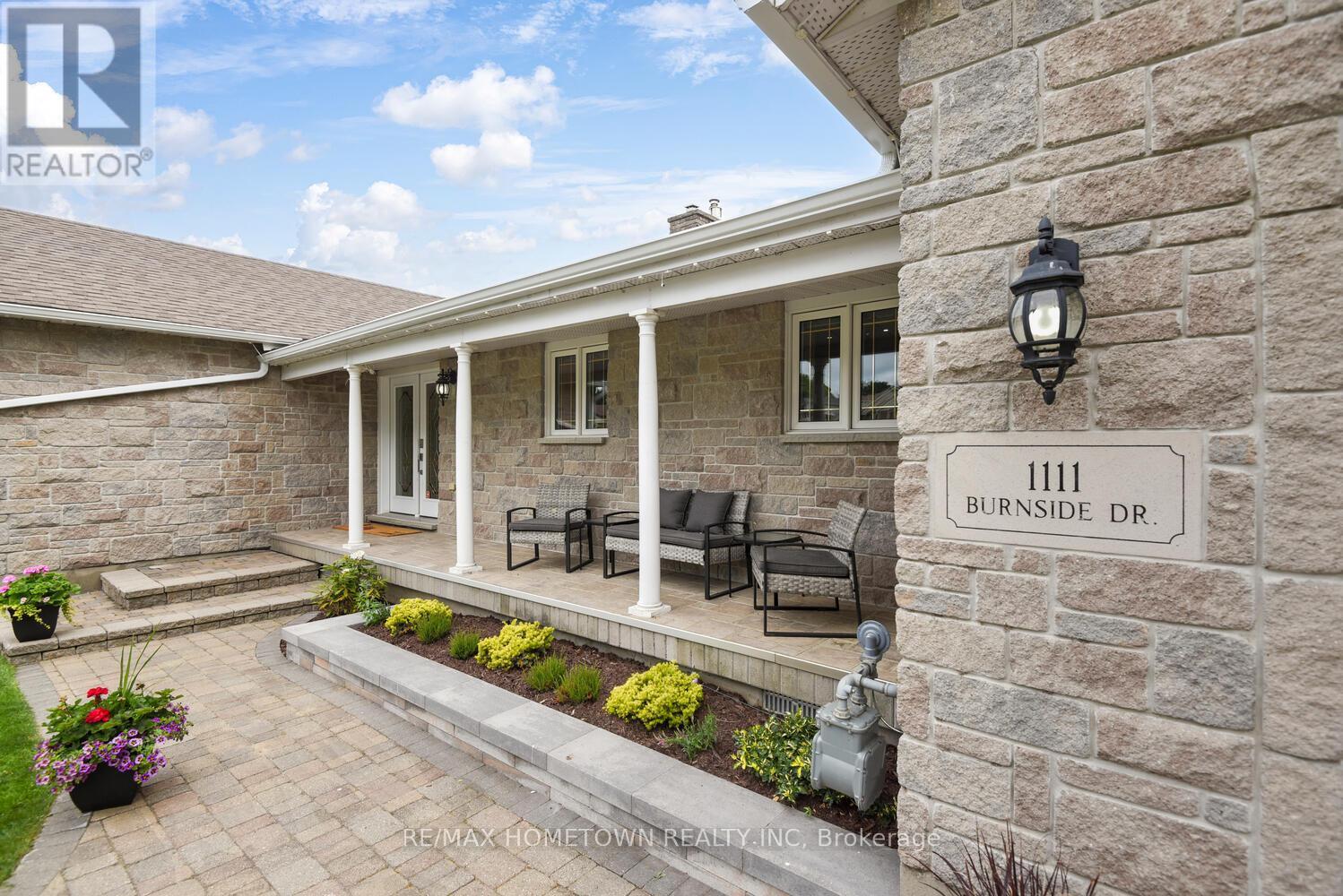 1111 Burnside Drive, Augusta, ON - Outdoor With Deck Patio Veranda