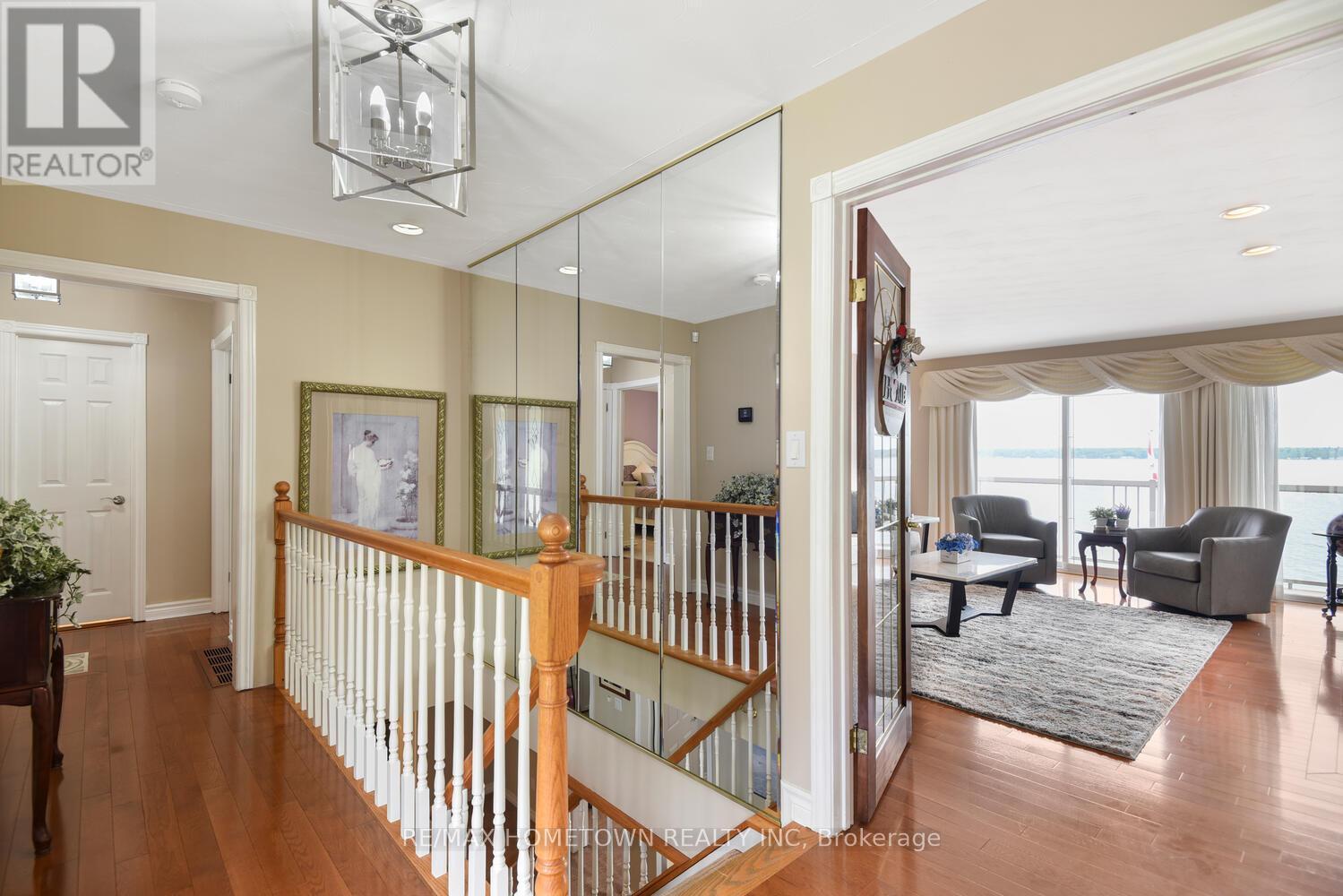 1111 Burnside Drive, Augusta, ON - Indoor Photo Showing Other Room