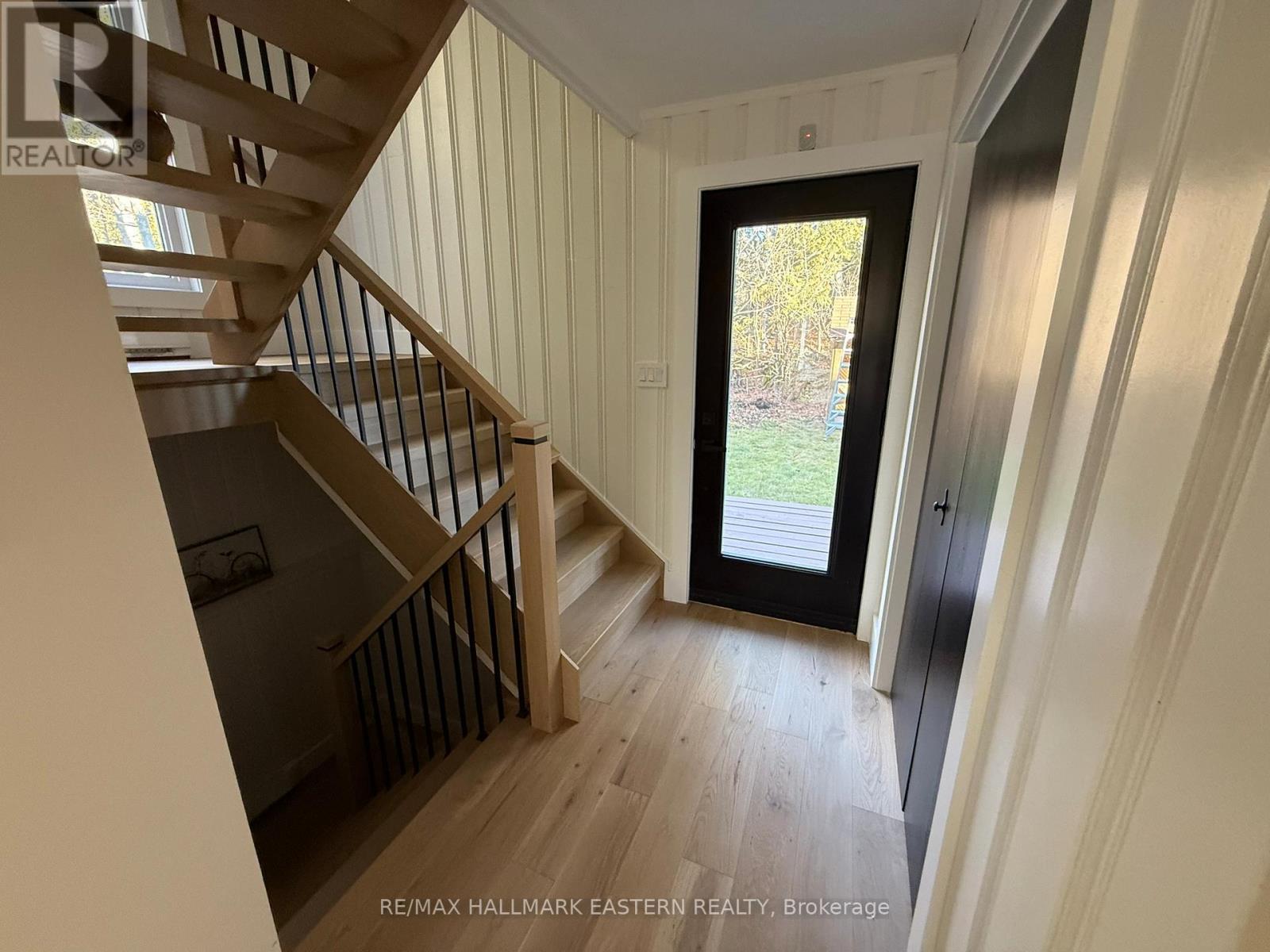 326 Indian Point Road, Kawartha Lakes (Bexley), ON - Indoor Photo Showing Other Room