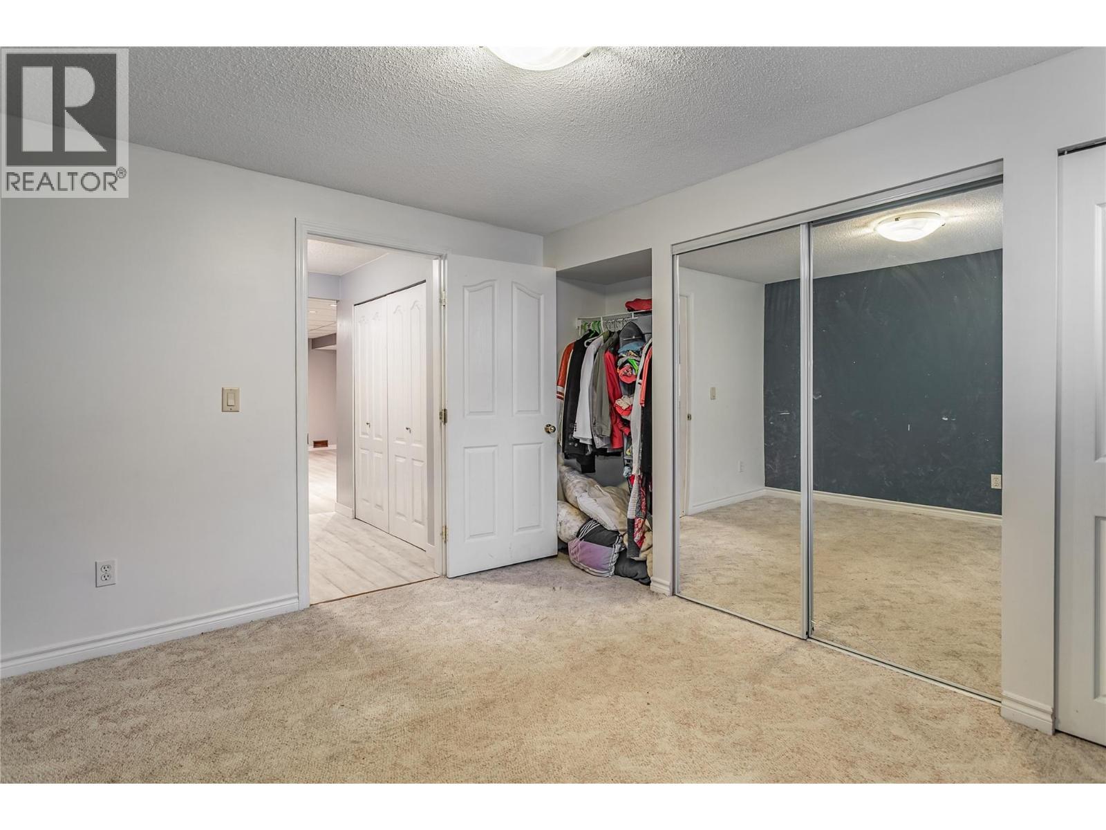 250 Husch Road, Kelowna, BC - Indoor Photo Showing Other Room