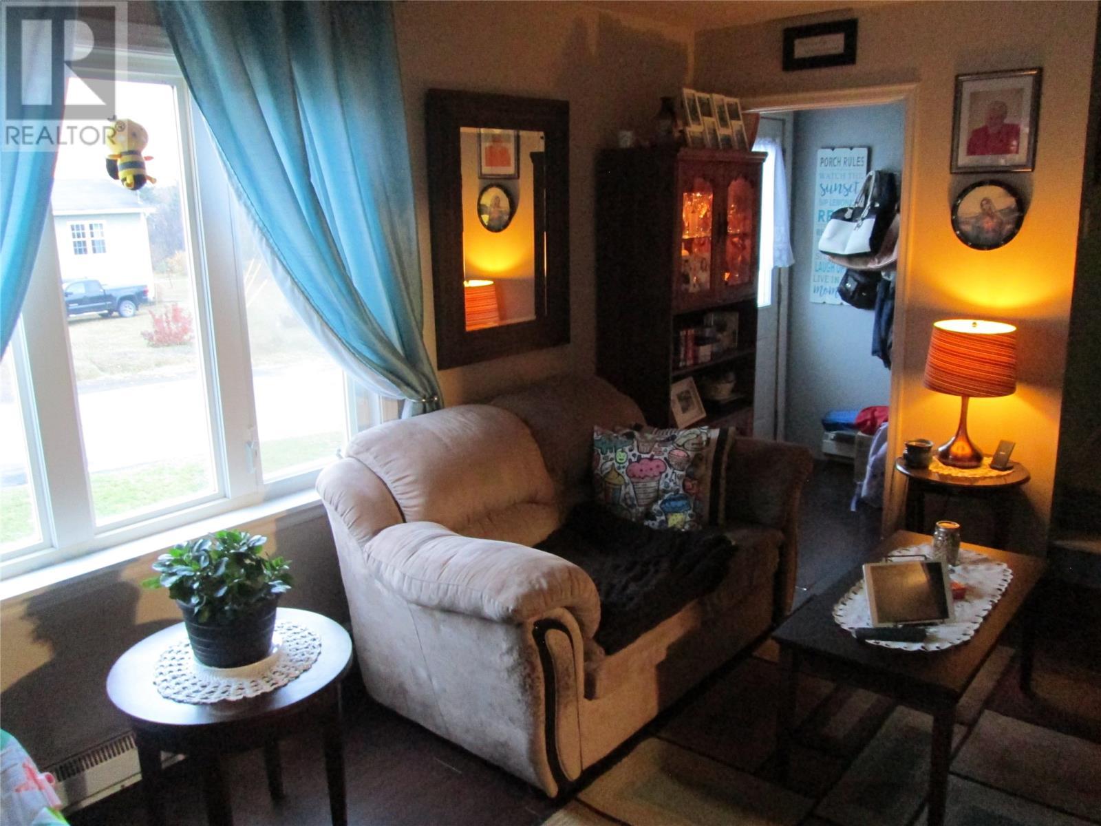 7-9 Forest Road, Bishop'S Falls, NL - Indoor Photo Showing Living Room