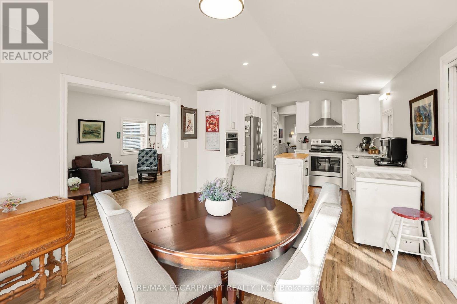4453 Timothy Lane, Lincoln, ON - Indoor Photo Showing Dining Room