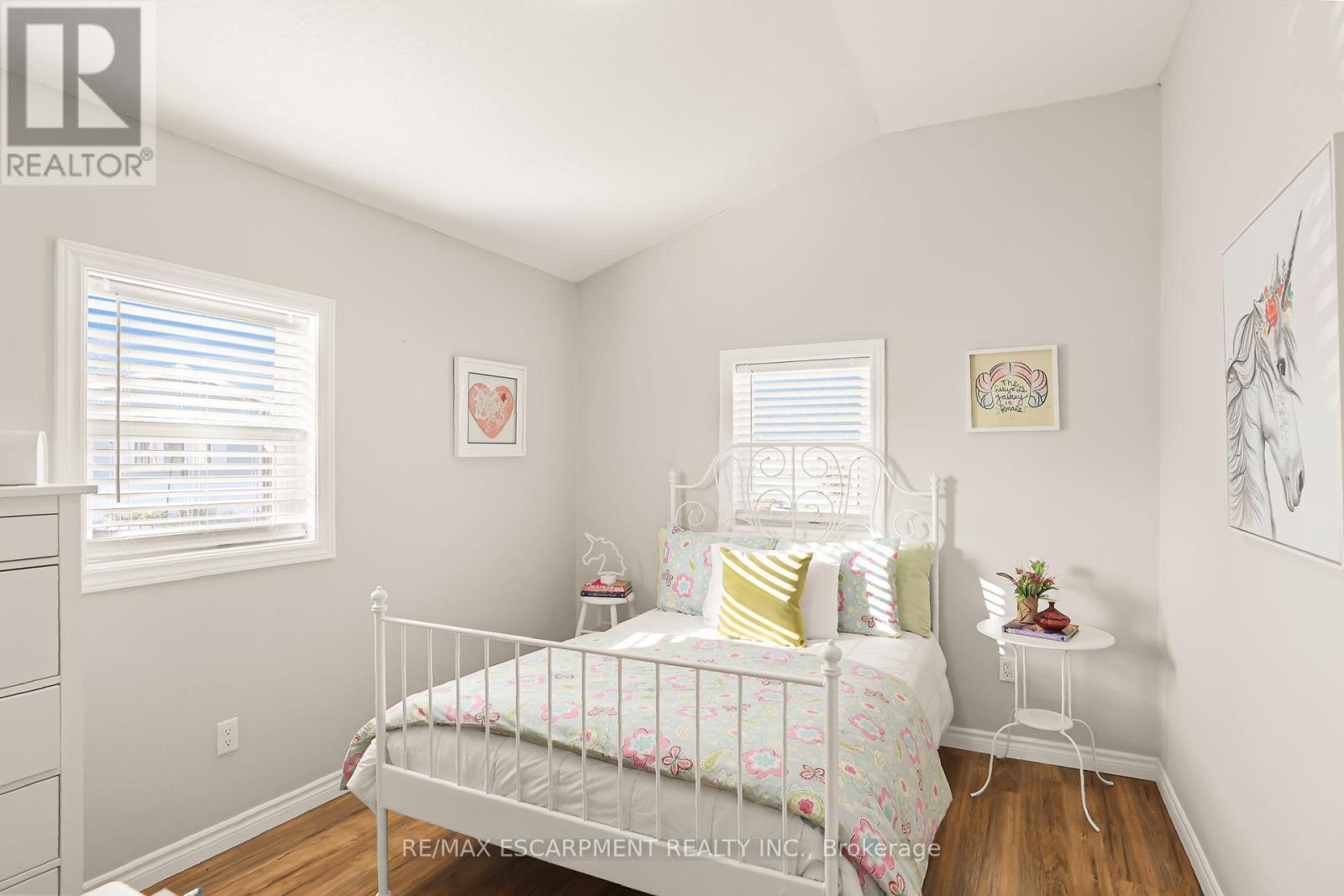 4453 Timothy Lane, Lincoln, ON - Indoor Photo Showing Bedroom