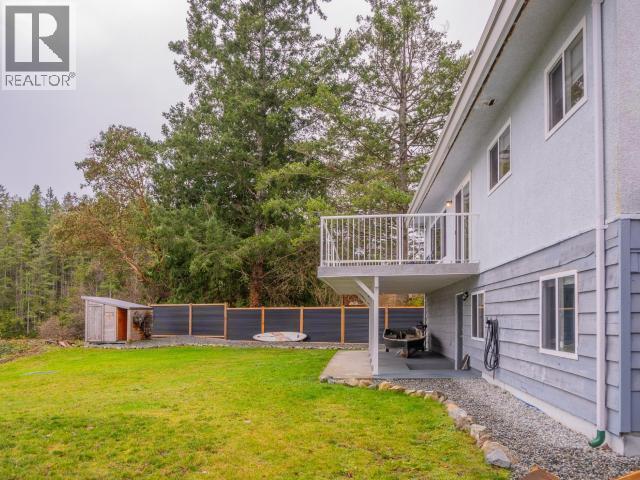 2440 Jenkinson Road, Powell River, BC - Outdoor