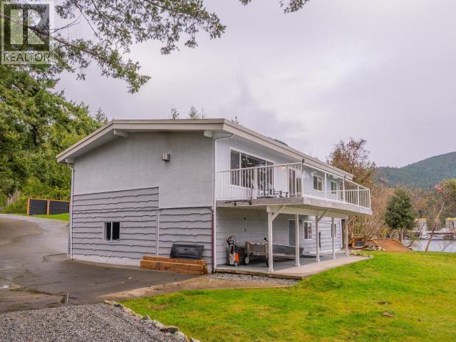 2440 Jenkinson Road, Powell River, BC - Outdoor