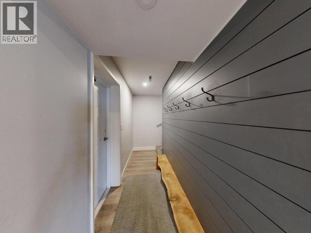 2440 Jenkinson Road, Powell River, BC - Indoor Photo Showing Other Room