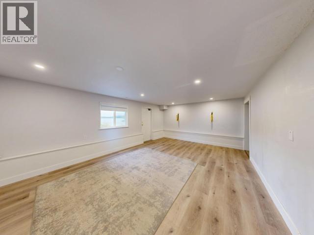 2440 Jenkinson Road, Powell River, BC - Indoor Photo Showing Other Room