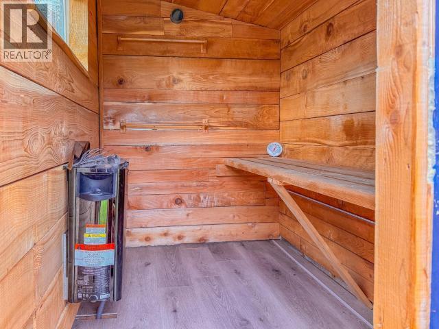2440 Jenkinson Road, Powell River, BC - Indoor Photo Showing Other Room
