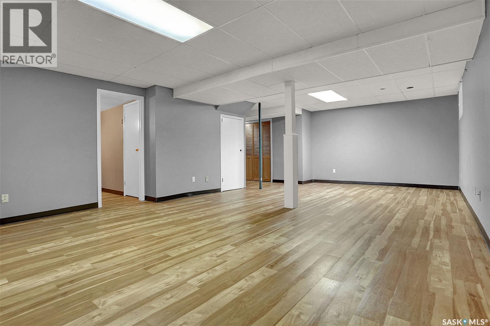 2826 23Rd Avenue, Regina, SK - Indoor