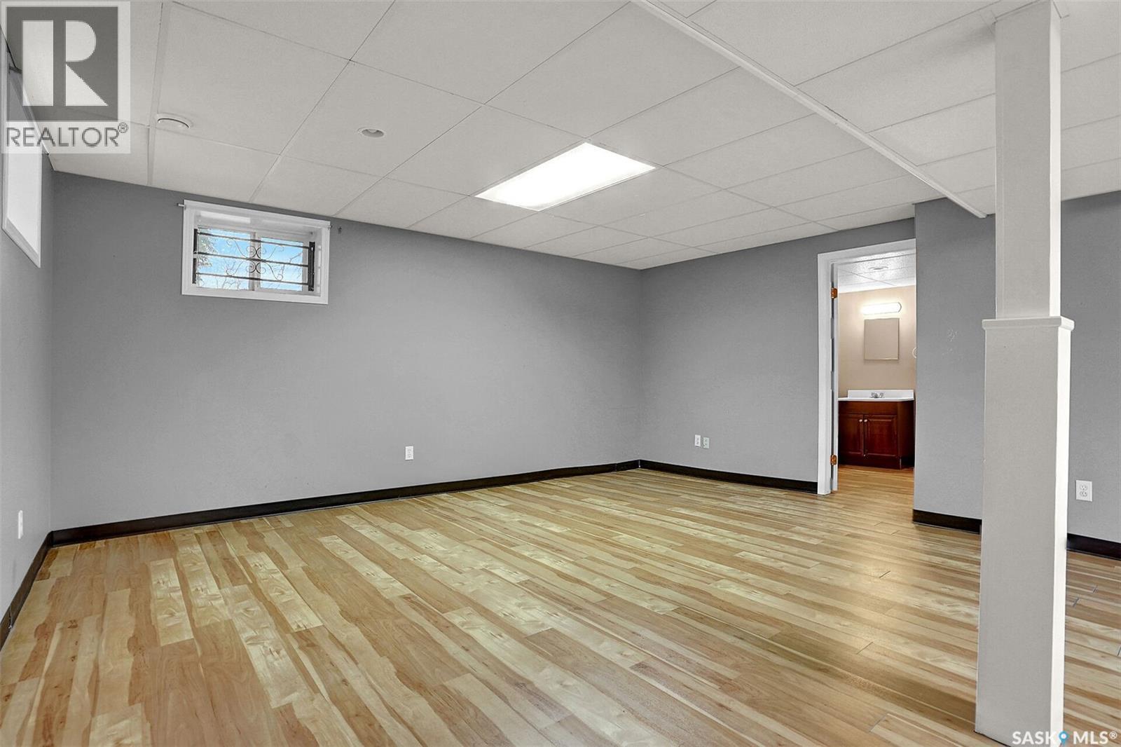 2826 23Rd Avenue, Regina, SK - Indoor