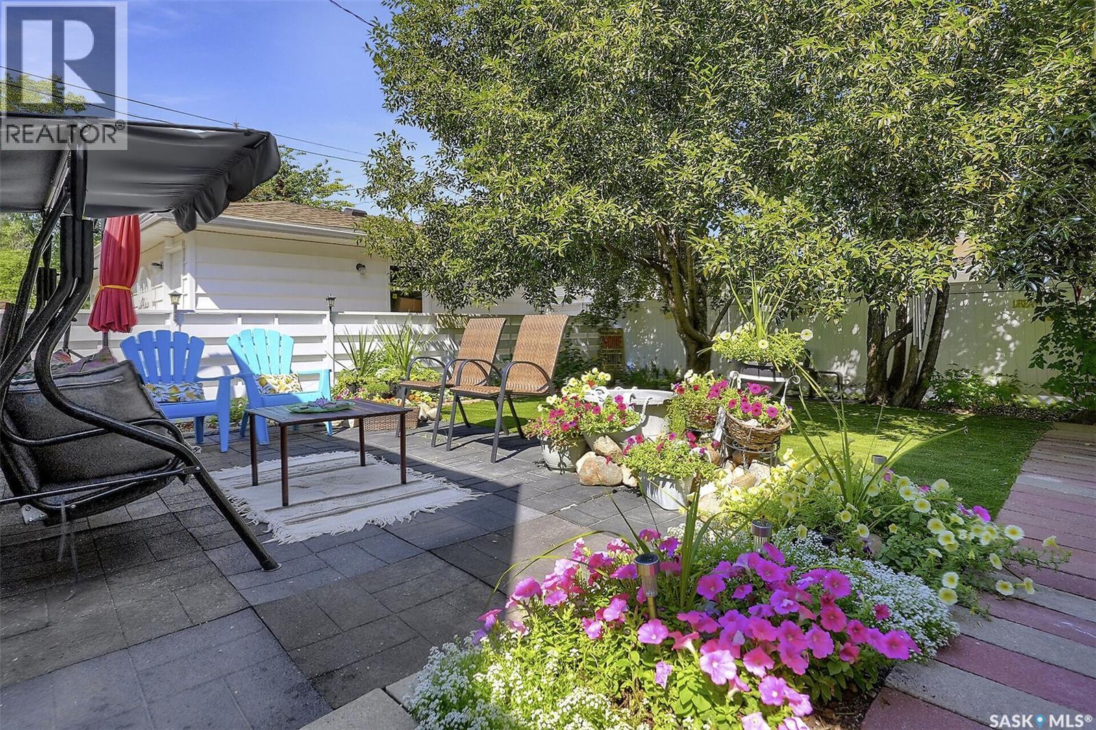 2826 23Rd Avenue, Regina, SK - Outdoor With Deck Patio Veranda