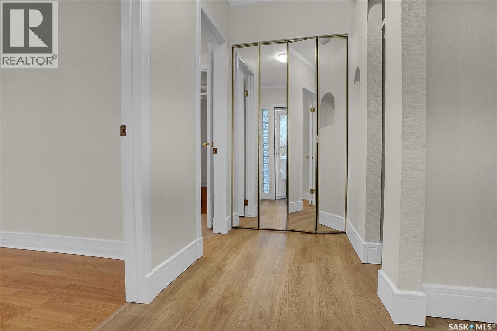 2826 23Rd Avenue, Regina, SK - Indoor Photo Showing Other Room