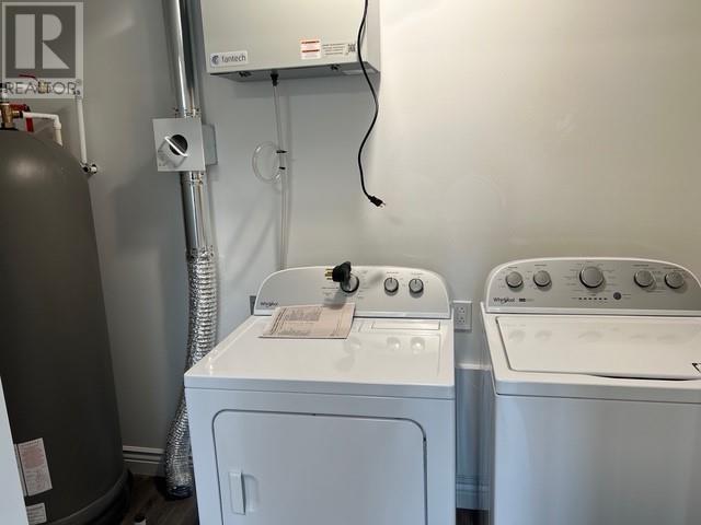 8 Burry Port Street, St. John'S, NL - Indoor Photo Showing Laundry Room