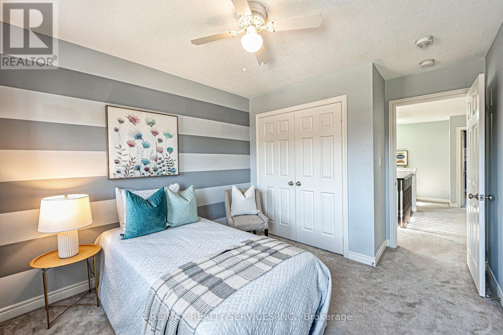 10 Mccabe Lane, New Tecumseth, ON - Indoor Photo Showing Bedroom