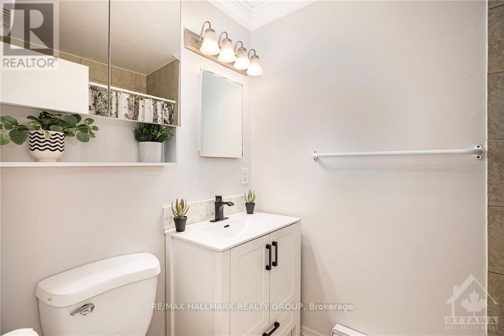 52 Halton Street, Perth, ON