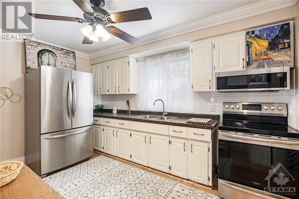 52 Halton Street, Perth, ON