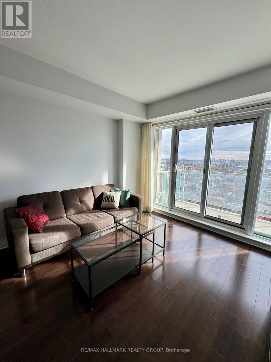 2003 - 195 Besserer Street, Ottawa, ON - Indoor Photo Showing Living Room