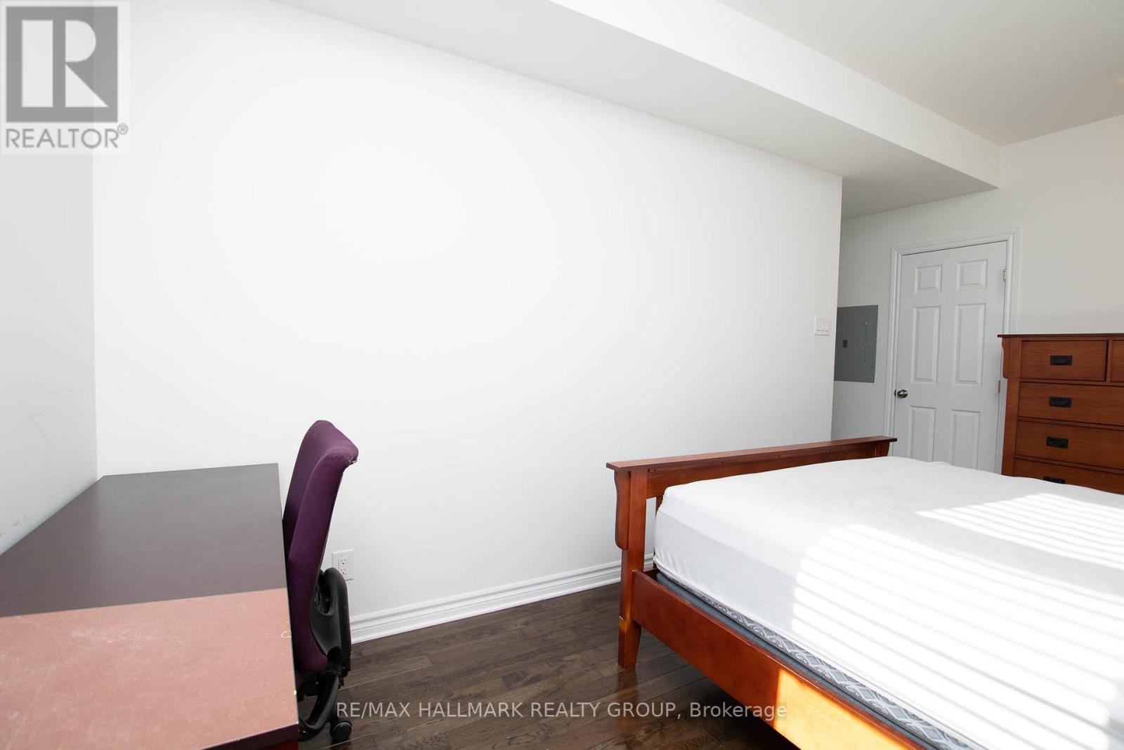 H - 314 Everest Private, Ottawa, ON - Indoor Photo Showing Bedroom