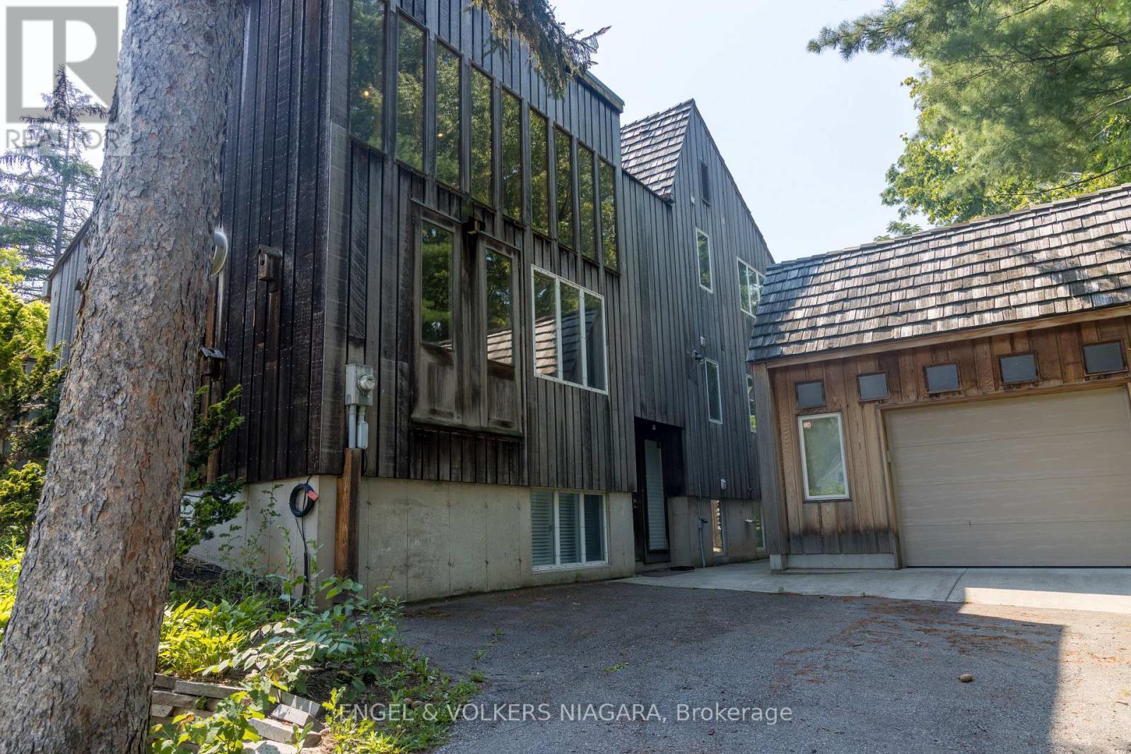 89 Byron Street, Niagara-On-The-Lake (Town), ON - Outdoor