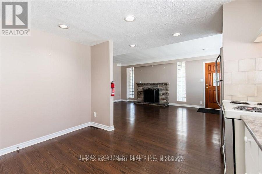 2340 King Street E, Hamilton, ON - Indoor With Fireplace