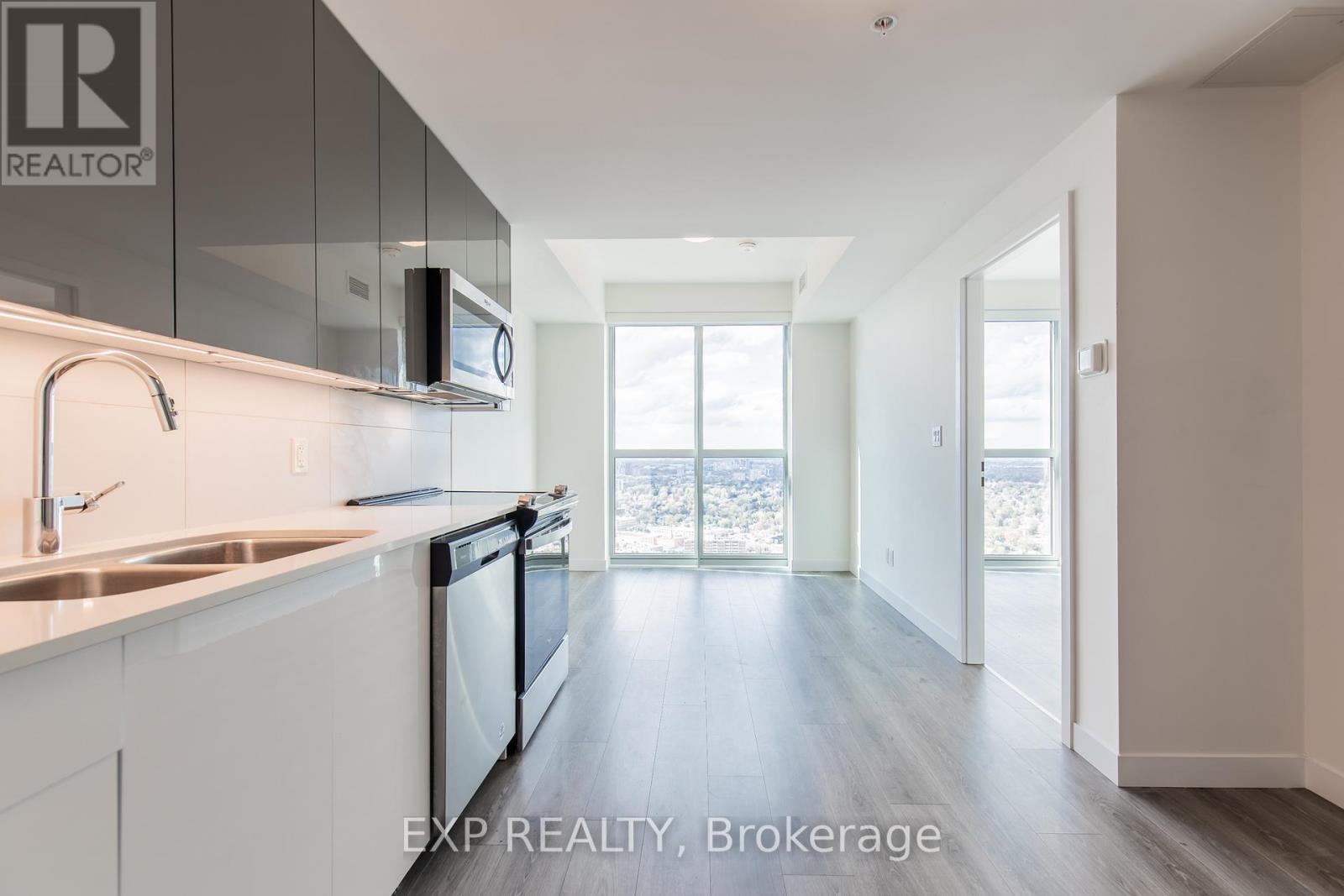 3908 - 60 Frederick Street, Kitchener, ON - Indoor Photo Showing Kitchen With Double Sink With Upgraded Kitchen
