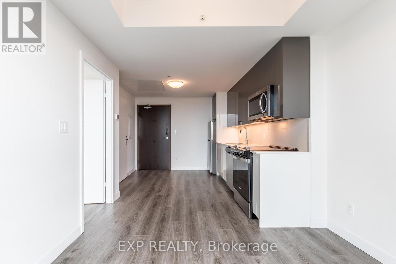 3908 - 60 Frederick Street, Kitchener, ON - Indoor Photo Showing Kitchen