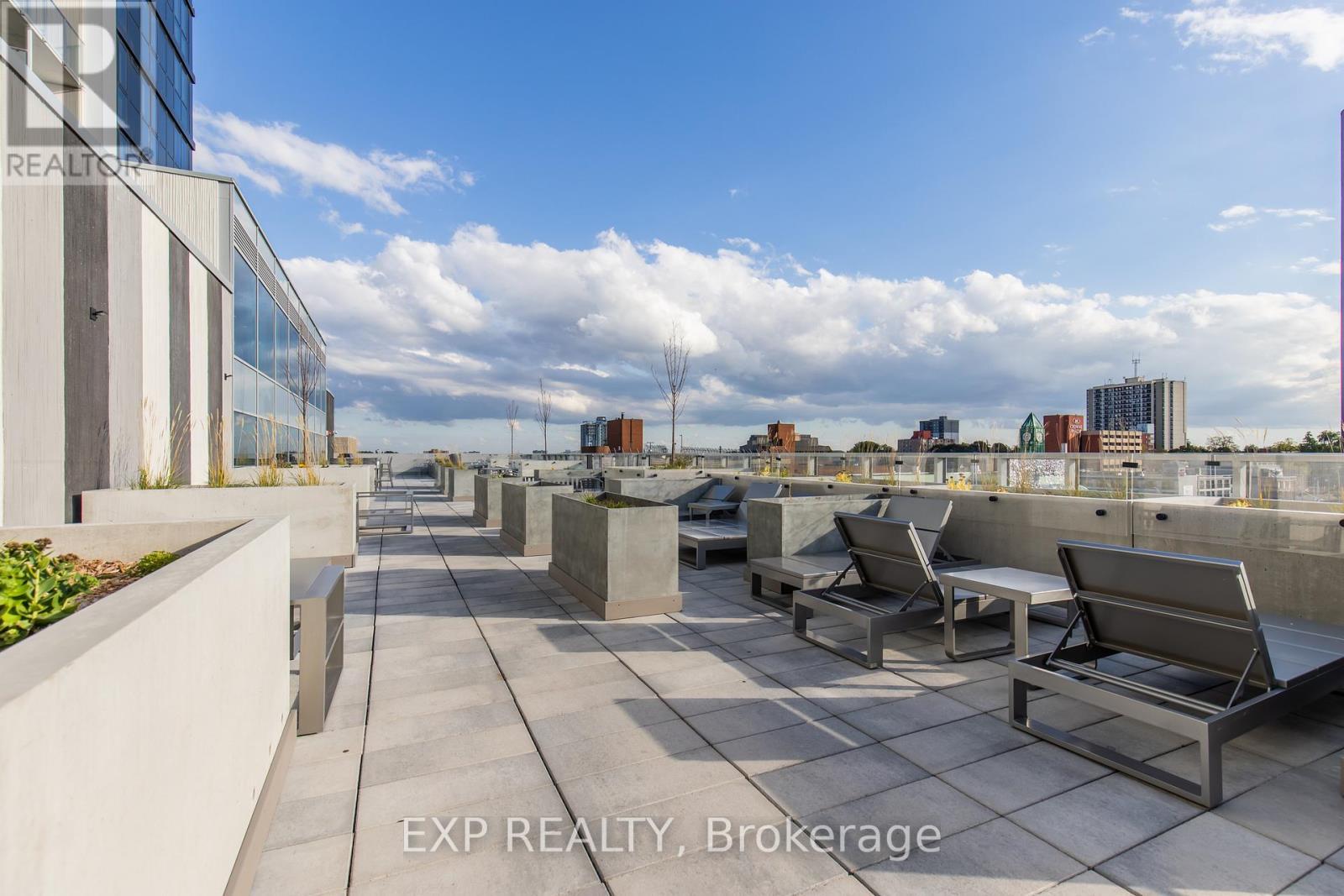 3908 - 60 Frederick Street, Kitchener, ON - Outdoor