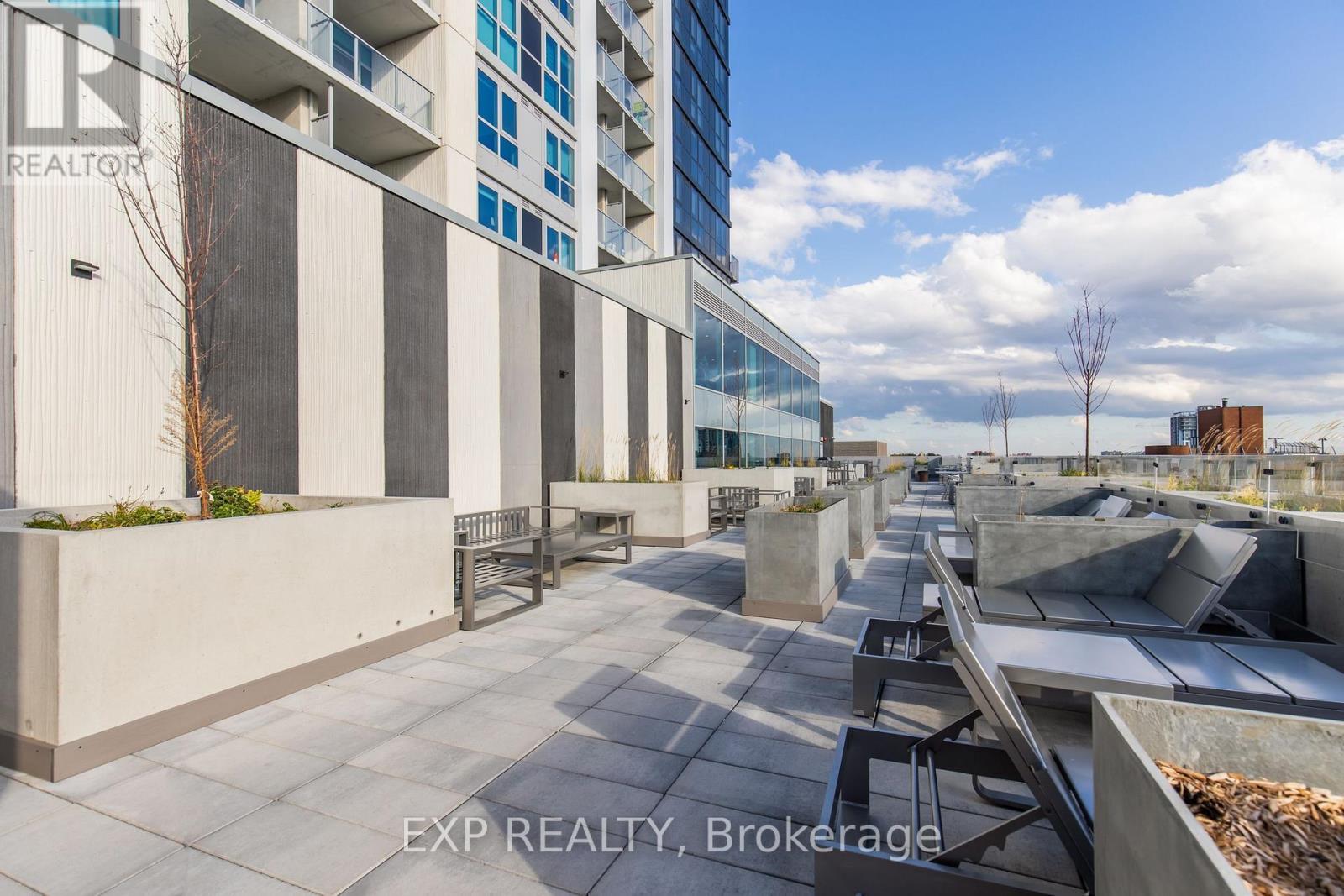 3908 - 60 Frederick Street, Kitchener, ON - Outdoor