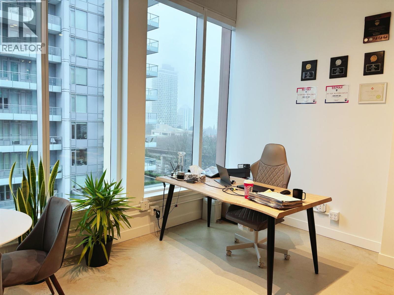 631 6378 Silver Avenue, Burnaby, BC