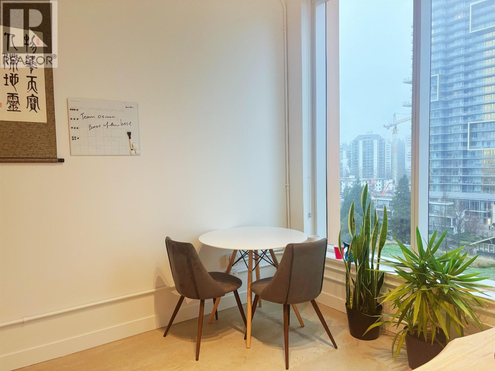 631 6378 Silver Avenue, Burnaby, BC