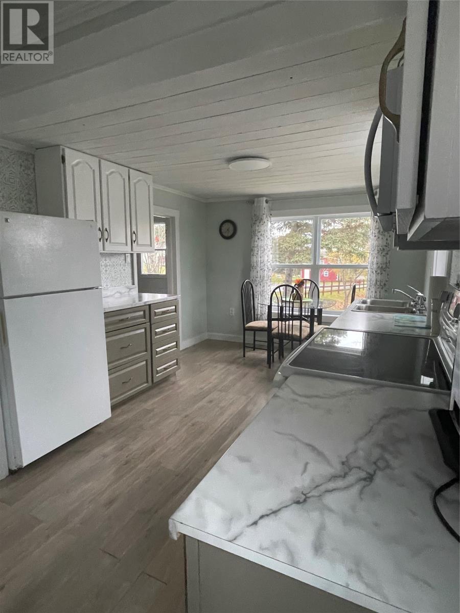 31 Irishtown Road, Carbonear, NL - Indoor Photo Showing Kitchen