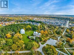 Backing Onto Observatory! -