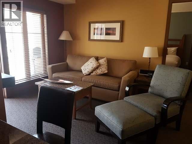 1200 Rancher Creek Road E Unit# 344, Osoyoos, BC - Indoor Photo Showing Living Room