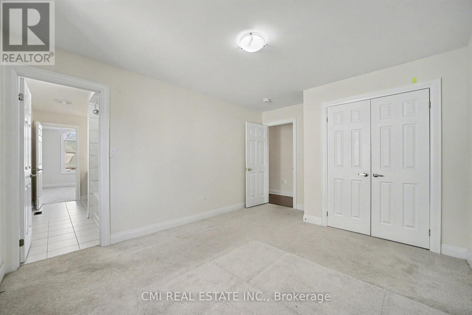 343 Northglen Boulevard W, Clarington, ON - Indoor Photo Showing Other Room