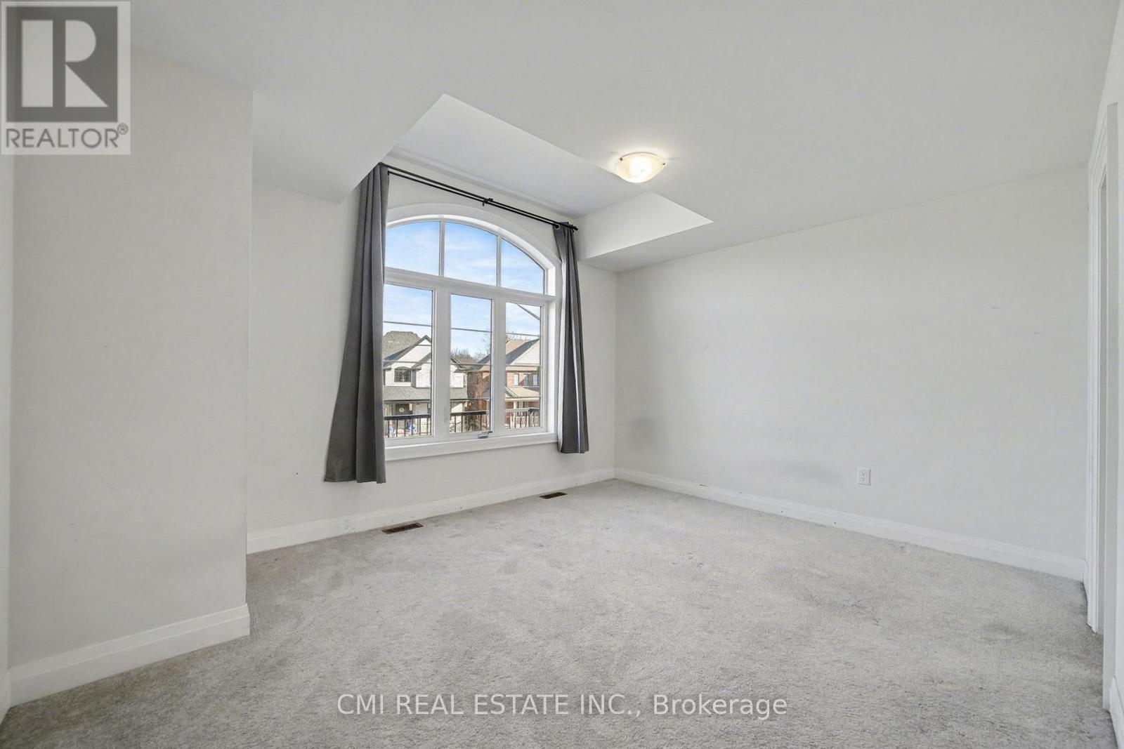 343 Northglen Boulevard W, Clarington, ON - Indoor Photo Showing Other Room